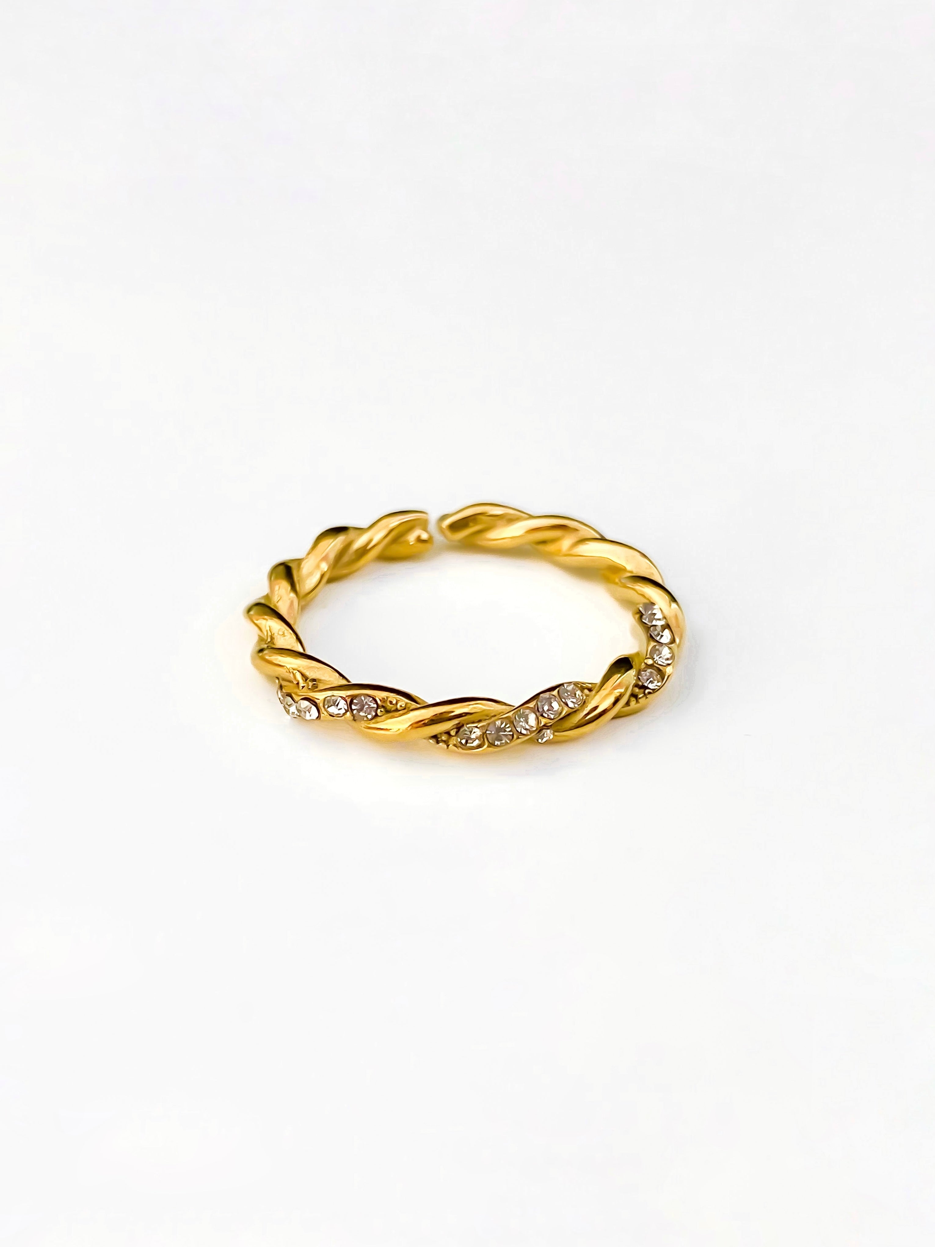 Dazzle Ring